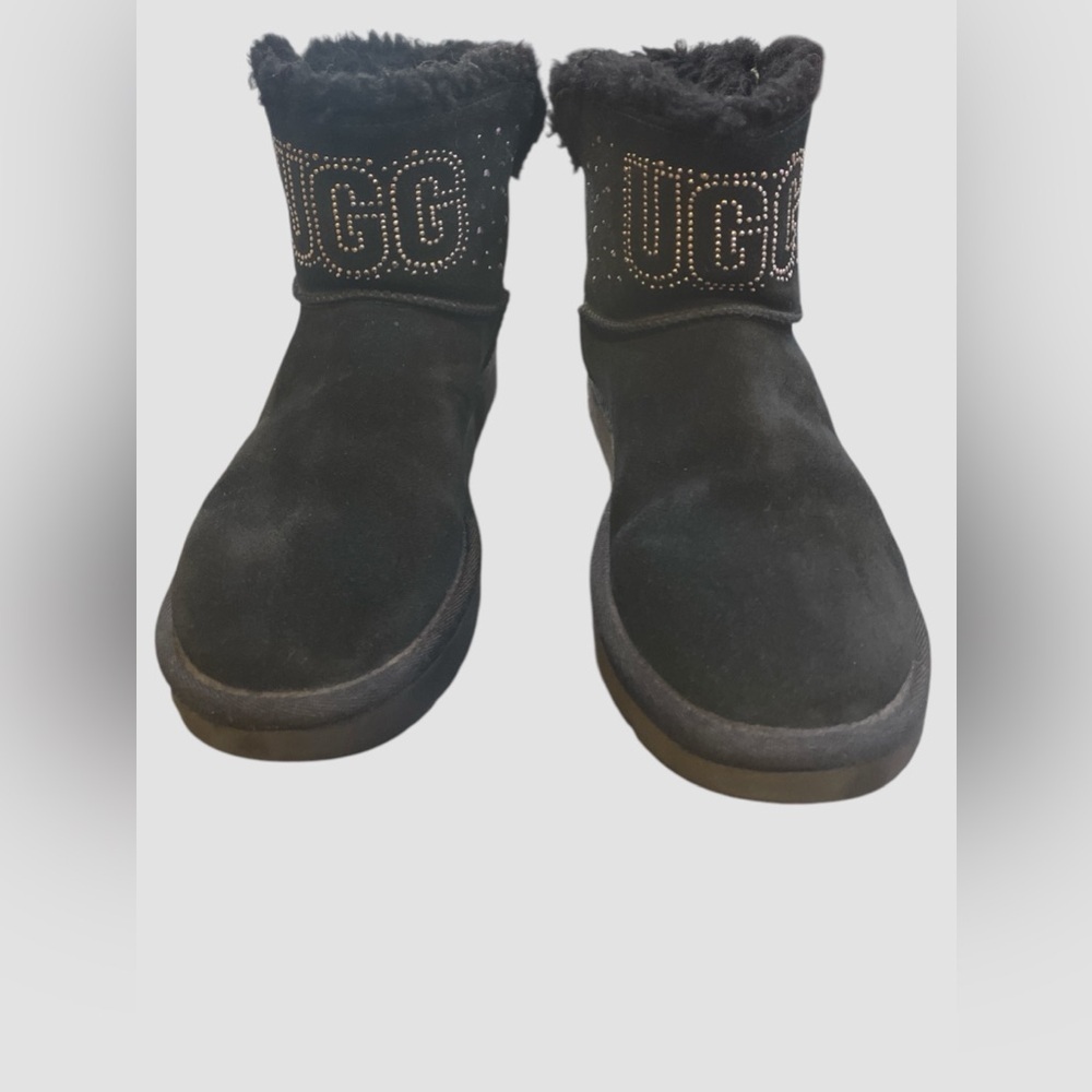 Ugg Women's Classic Ugg Gem Mini black Size US 6